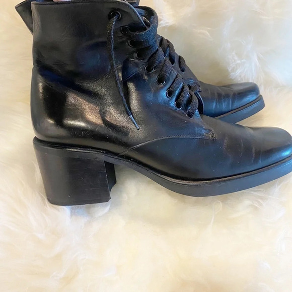 Robert Clergerie Lace Up Square Toe Vintage Style Boot Made in France 7.5 - Picture 4 of 12